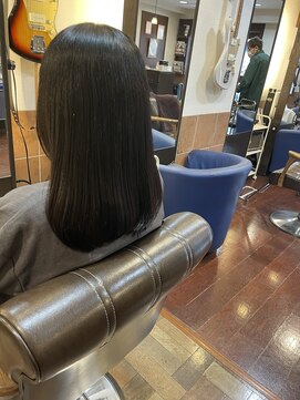 ヘアールーム(Hair Room) ツヤツヤダークアッシュ