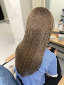 エミン(emyn) 1回ブリーチベージュ【美髪革命】艶髪/髪質改善/縮毛矯正/代々木