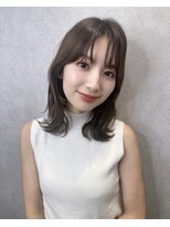 簡単スタイリングヘアセンターパートゆるふわロングハイレイヤー