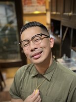 レオヘアワークス(LEO HAIR WORKS)&nbsp;アイパー　アイロンパーマ　濡れパン　クロップ　スキンフェード