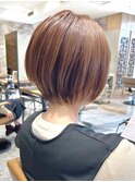 『岩田莉奈』40代50代お洒落な白髪染ショートボブ新宿ケアカラー