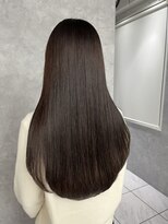 イル 天神西通り店(ill) チョコレートブラウン/艶髪/大人ストレート/髪質改善