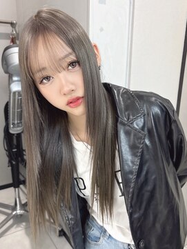 ラルガ 黒崎(Raruga) ストレート/レイヤーカット/ハイレイヤーウルフ/ダークアッシュ