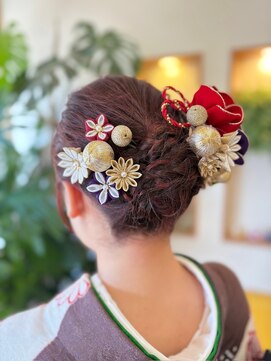 ミノル(MINORU) 成人式前撮り、着付け、ヘアセット、メイク受付中です。