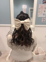ホワイト 錦2号店(White)&nbsp;編み込みハーフアップ