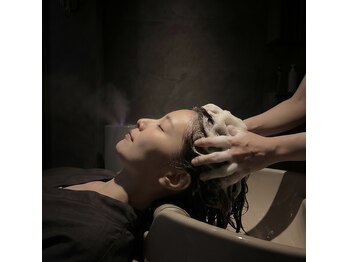 ダスク 武蔵小杉(dusk)の写真/忙しい大人貴方に。癒しと美髪を叶える贅沢「生炭酸ヘッドスパ」☆