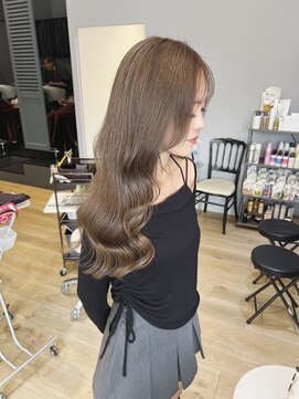チェレ ブラン 堺東店(Chere brun) 30代艶髪カラーオリーブグレージュ×ヨシンモリ×レイヤーカット