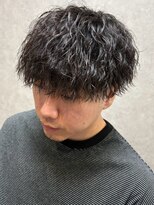 ディスイズバーバーフォース(THIS IS BARBER 4th)&nbsp;波巻きスパイラルパーマ マッシュショート 20代 メンズ 黒髪