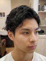 アズールサン 草加西口店(azule-sun)&nbsp;アップバングのツーブロック/スパイラルパーマ◇メンズショート