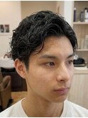 アップバングのツーブロック/スパイラルパーマ◇メンズショート