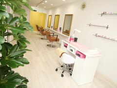 hair make lounge Ree【ヘアーメイク　ラウンジ　リィー】