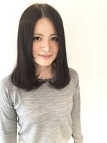 ロア ヘアーアンドビューティー(LOA hair&beauty) センター分け