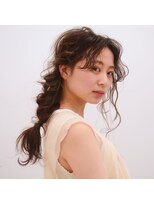 ツイギー 伊賀上ビル店(TWiGGY)&nbsp;ラフなねじりアレンジ。
