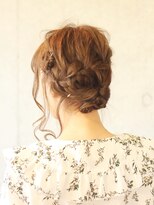 ヘアサロン シロップ(Hair Salon Syrup) 『ロングアレンジ』×『ウォーターフォール編み上げ』