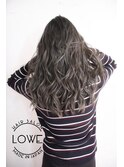 【LOWE】外国人風ハイライトとグレーベージュの上品なカラー