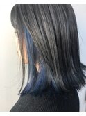 ブルー