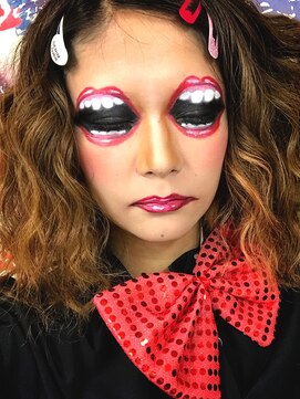 ヘアセットアップス(UP's) ☆どこから見ても口が3つ女♪(^-^)『ハロウィンメイク+セット』