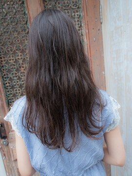 チェス(CHESS) 前髪シースルーエアリーロング