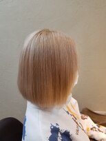 シェルビー 新宿(SHELBe)&nbsp;ワンレンカット×シルキーグレージュ[新宿/髪質改善/ヘッドスパ]