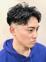 グレイスフルバーバー 赤坂見附店&nbsp;夏におすすめフェードパーマヘア【床屋】