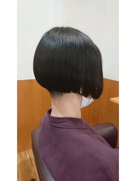 ジグヘアー(jig hair) 刈り上げボブ