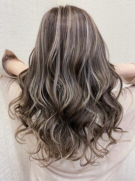 バーニッシュ(VARNISH) コントラストハイライト