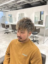 キートス(Kiitos)&nbsp;刈り上げ　無造作束感　ハイライト