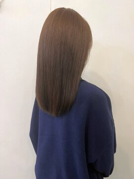 ポーチバイハニー オモテサンドウ(PORCH by HONEY omotesando) 大人可愛い20代30代40代うる艶酸熱ストレート×ラテベージュ