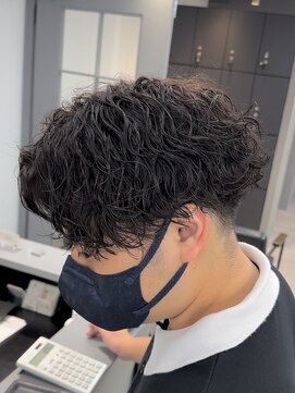 オーバルバイアピッシュ(OVARL by apish) しっかり目波巻きパーマ 波打ちスパイラル