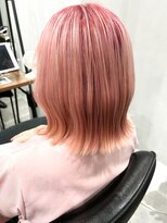ローカス 昭島(Locus) 外ハネ フルブリーチ ピンクカラー