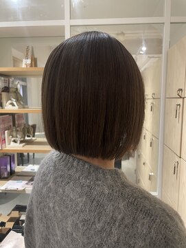 アドラーブル 万代店 (adorable) 20代30代40代小顔切りっぱなし大人ボブ透明感カラー