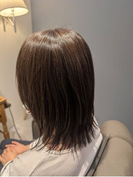 エム 門司店(EMU) 柔らかくまとめる『美容液ストレート』