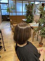 ヘアーオアシス ビオトープサン(Hair Oasis biotope SUN)&nbsp;ボブ×白髪ぼかし