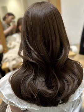 バイオレット 横浜店(Violet) ロングレイヤーカットココアブラウンブリーチなし KA96
