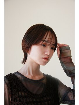 シスタ(SISTA) ショートウルフ