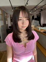 アカラ(acala)&nbsp;レイヤーカット【20代30代40代/イルミナカラー/髪質改善】