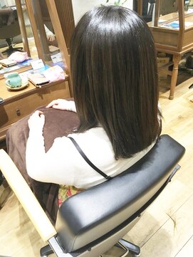 ウルム 蕨西口(ULUM) 流行りの色落ちしづらい、グレージュミディアム