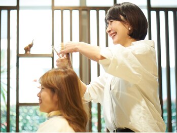 ヘアメイク クリア 神楽坂店(hair+make CLEAR)の写真/女性のための隠れ家サロン＊落ち着いた上質な空間でお客様一人一人とじっくり向き合います。