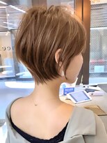 ラフ 新宿(Laff)&nbsp;新宿 大人可愛い 20代30代40代 丸みショート切りっぱなしボブ