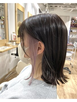 ヘアースタジオ ゼン(hair studio Zen) ハイトーンピンク イヤリングカラー