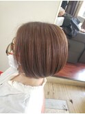 ショートボブ
