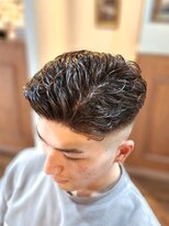 アンドザバダス(&THE BADASS) ツーブロック×ウェーブパーマ