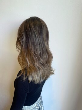 ヘアーラニッシュ 柏の葉キャンパス店(hair Lanish) 脱白髪染めシャドウルーツ/20代30代40代/シアグレージュ