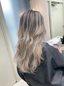 ロンドシェリ 仙台(Lond Cheri) バレイヤージュ ケアブリーチ ダブルカラー レイヤーカット