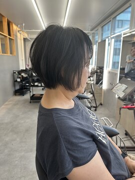 フリーラ 横浜(freera) アラサーアラフォーウェット感ウルフカットエアリーショート