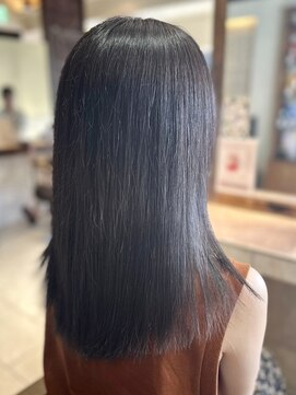 ヘアリゾート粋 ティガ 池袋店(tiga) 美髪ストレート/ブラック