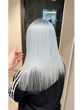 モニカ 原宿店(MONIQA) ミズイロ