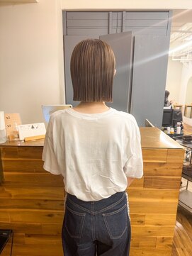 シロ(siro) 切りっぱなしボブ