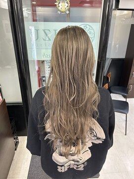 アイズ 本厚木(AIZU) シナモンベージュ