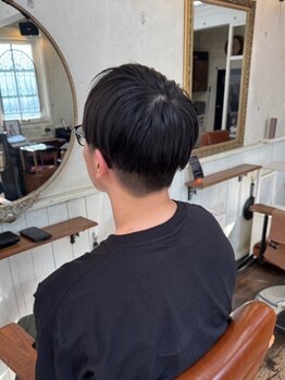 ヘアールーム アンティーブ(hair room antibe)の写真/再現性の高いカットで朝のセットも楽に決まる!貴方にあったカット技術で周りから褒められるstyleに♪